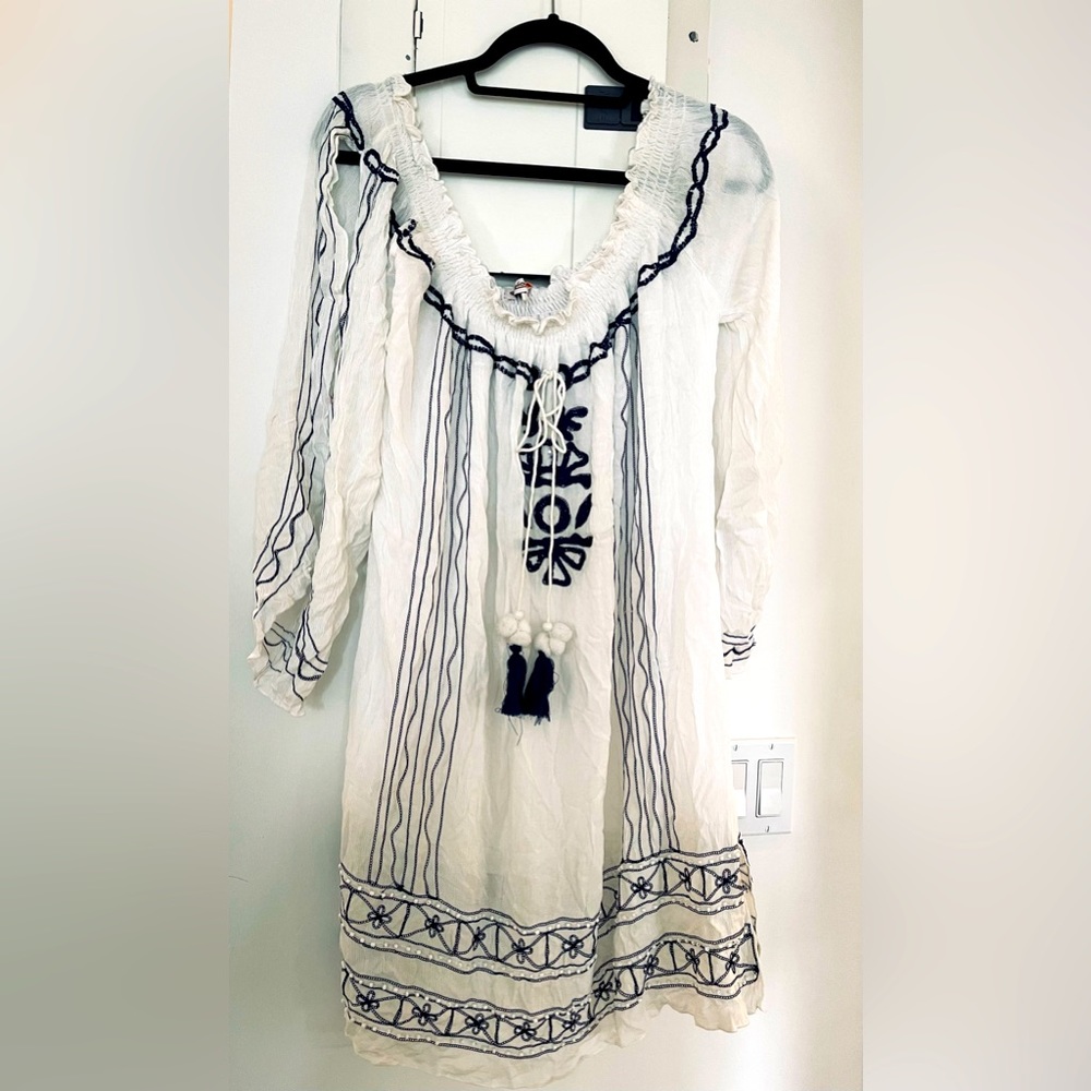 White and blue detailed cover up with open sleeves and pearl details